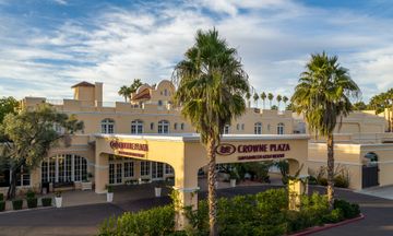 Crowne Plaza San Marcos Golf Resort