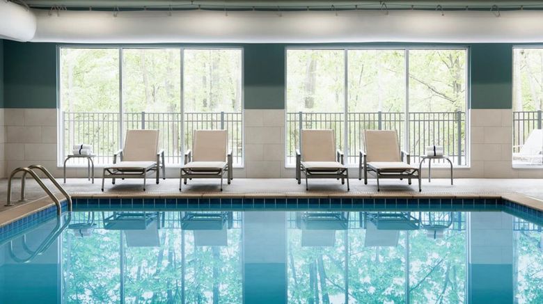 <b>Holiday Inn Exp Suites Cut Off Pool</b>. Images powered by <a href="https://www.leonardoworldwide.com/" title="Leonardo Worldwide" target="_blank">Leonardo</a>.
