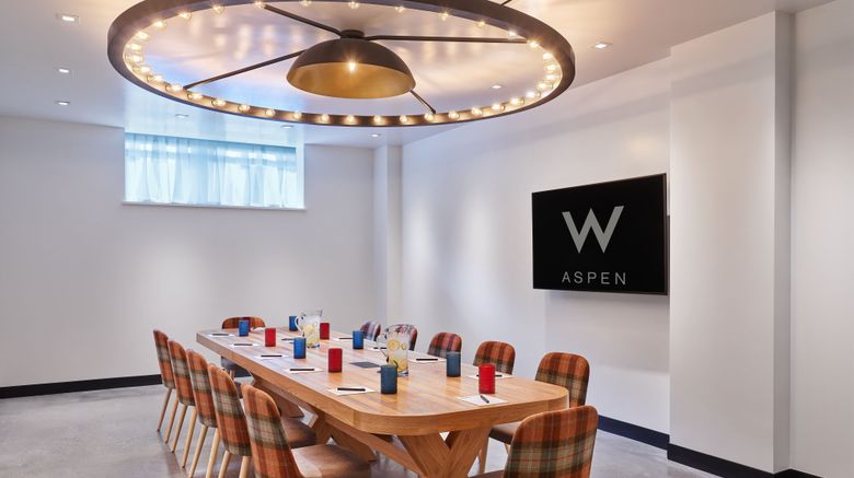 <b>The Sky Residences at W Aspen Meeting</b>. Images powered by <a href="https://www.leonardoworldwide.com/" title="Leonardo Worldwide" target="_blank">Leonardo</a>.
