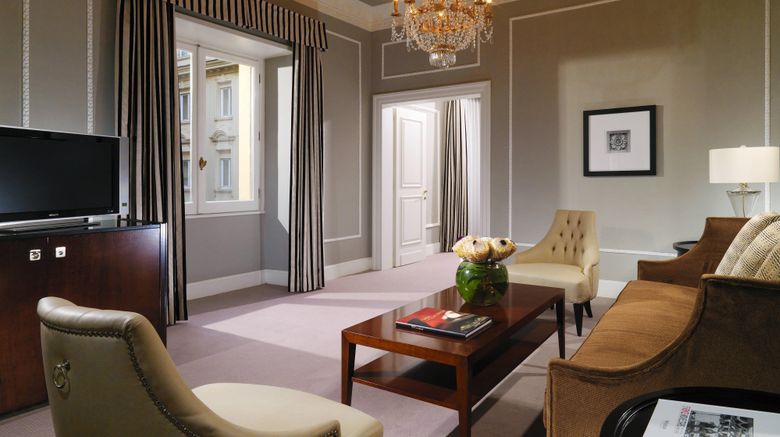<b>The Westin Excelsior Rome Suite</b>. Images powered by <a href="https://www.leonardoworldwide.com/" title="Leonardo Worldwide" target="_blank">Leonardo</a>.