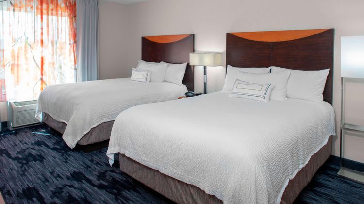 Fairfield Inn & Suites Gadsden Room