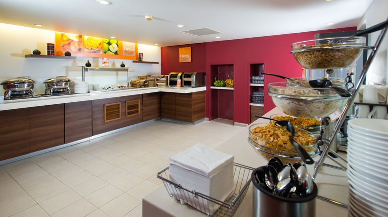 <b>Holiday Inn Express Leeds City Centre Restaurant</b>. Images powered by <a href="https://www.leonardoworldwide.com/" title="Leonardo Worldwide" target="_blank">Leonardo</a>.