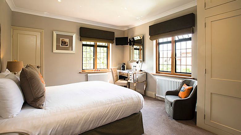 <b>Seckford Hall Hotel Room</b>. Images powered by <a href="https://www.leonardoworldwide.com/" title="Leonardo Worldwide" target="_blank">Leonardo</a>.