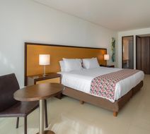 Hotel Estelar En Alto Prado Room