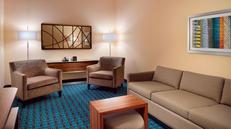Fairfield Inn & Suites Flat Rock Suite