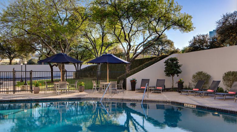 <b>San Antonio Marriott Northwest Pool</b>. Images powered by <a href="https://www.leonardoworldwide.com/" title="Leonardo Worldwide" target="_blank">Leonardo</a>.