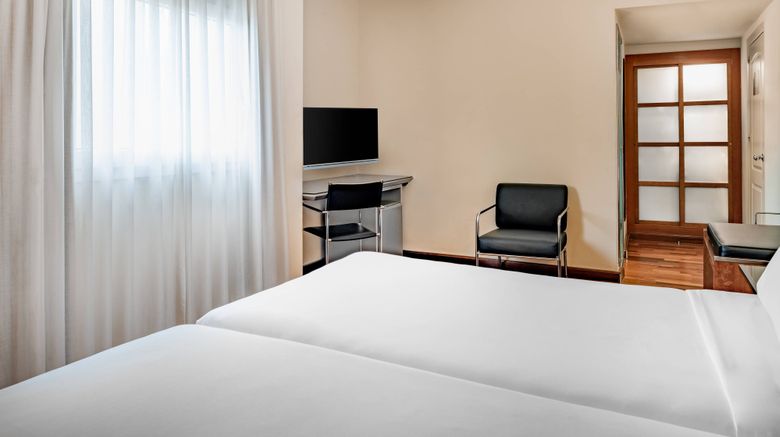 <b>AC Hotel La Linea Room</b>. Images powered by <a href="https://www.leonardoworldwide.com/" title="Leonardo Worldwide" target="_blank">Leonardo</a>.
