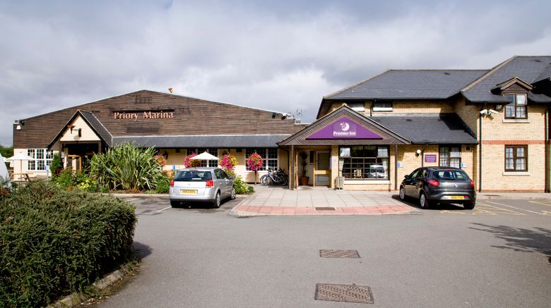 <b>Premier Inn Bedford (Priory Marina) Exterior</b>. Images powered by <a href="https://www.leonardoworldwide.com/" title="Leonardo Worldwide" target="_blank">Leonardo</a>.