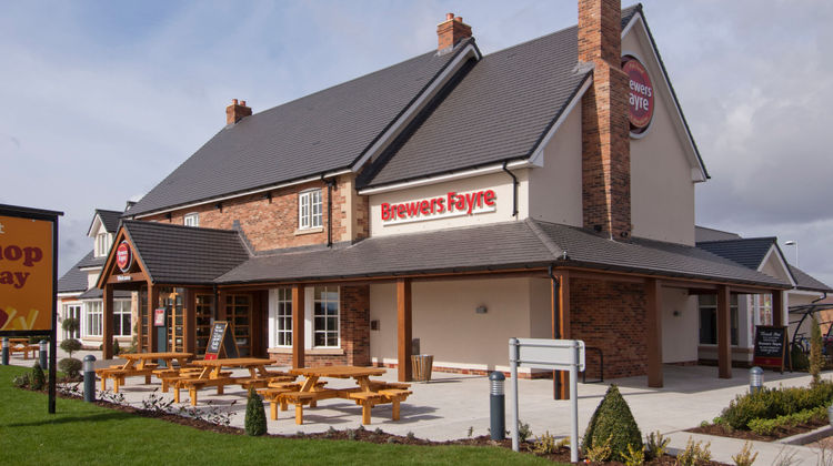 Premier Inn Bedford South (A421) Exterior