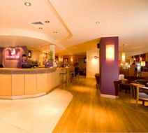 Premier Inn Belfast CC (Alfred Street) Lobby