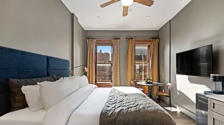 Historic Blue Moon Hotel Room