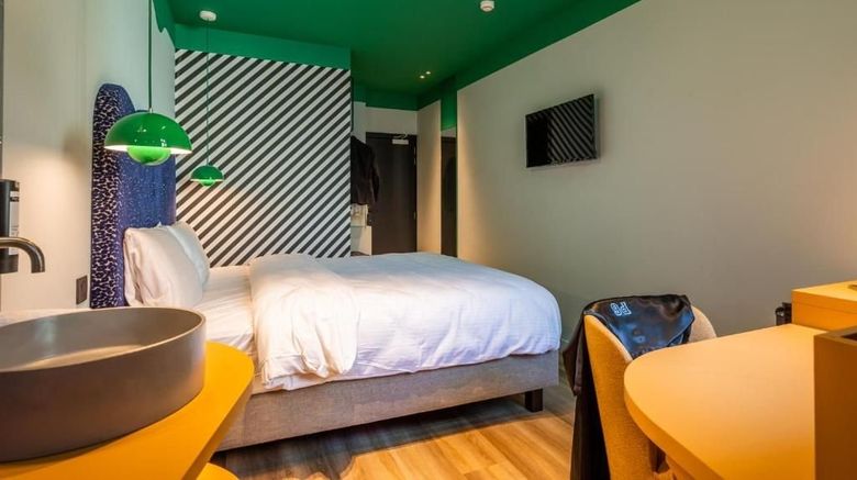 <b>Hotel P6 Antwerp Room</b>. Images powered by <a href="https://www.leonardoworldwide.com/" title="Leonardo Worldwide" target="_blank">Leonardo</a>.