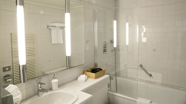 <b>Hotel Hirschen Am See Room</b>. Images powered by <a href="https://www.leonardoworldwide.com/" title="Leonardo Worldwide" target="_blank">Leonardo</a>.