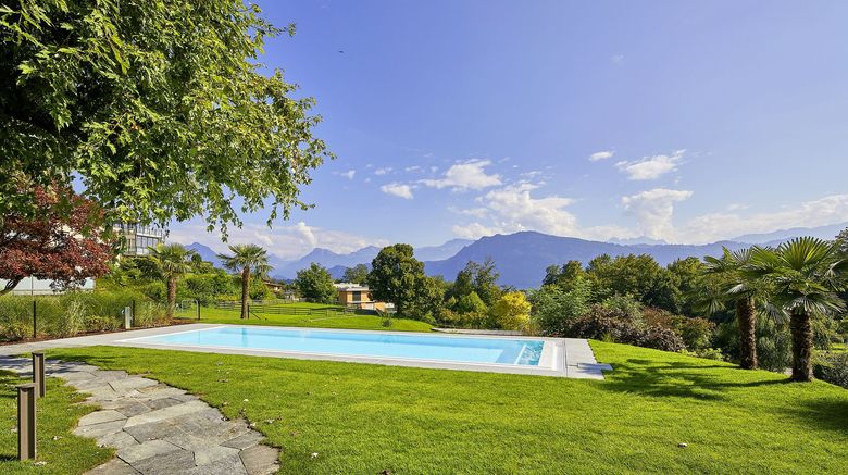 <b>Balm Hotel Pool</b>. Images powered by <a href="https://www.leonardoworldwide.com/" title="Leonardo Worldwide" target="_blank">Leonardo</a>.