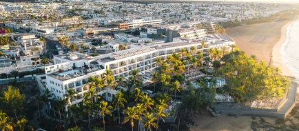 Hotel Fariones Exterior