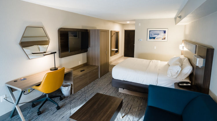 Holiday Inn Express Room