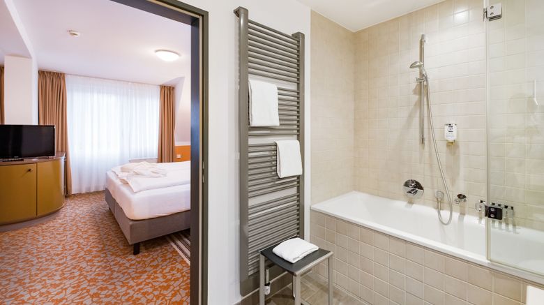 <b>Goebel's Vital Hotel Room</b>. Images powered by <a href="https://www.leonardoworldwide.com/" title="Leonardo Worldwide" target="_blank">Leonardo</a>.