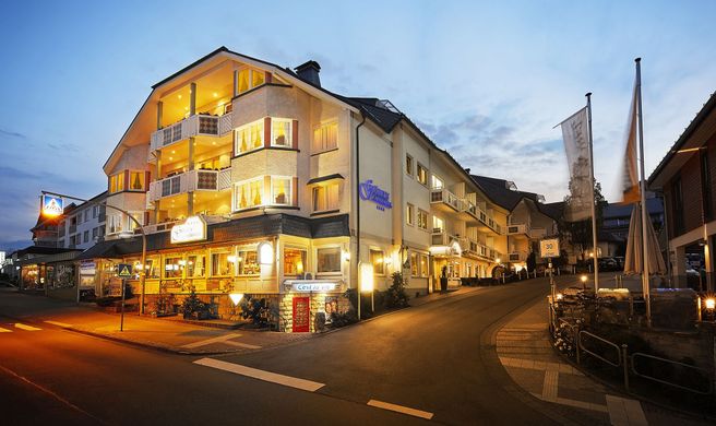Goebels Landhotel Exterior