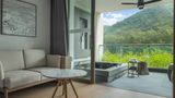 Sheraton Maoming Hot Spring Resort Room