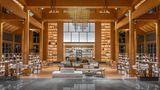 Sheraton Maoming Hot Spring Resort Lobby