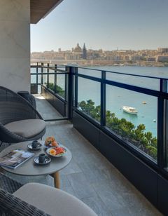 Land's End Boutique Hotel