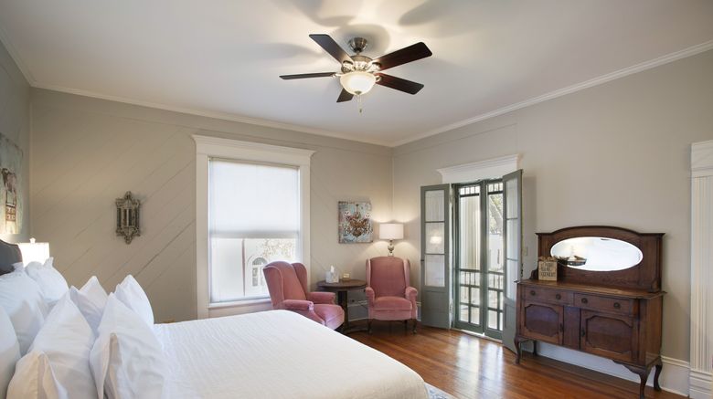 <b>Katy House Bed & Breakfast Room</b>. Images powered by <a href="https://www.leonardoworldwide.com/" title="Leonardo Worldwide" target="_blank">Leonardo</a>.