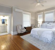 Katy House Bed & Breakfast Room
