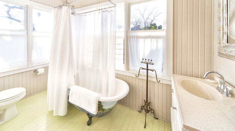 <b>Katy House Bed & Breakfast Room</b>. Images powered by <a href="https://www.leonardoworldwide.com/" title="Leonardo Worldwide" target="_blank">Leonardo</a>.