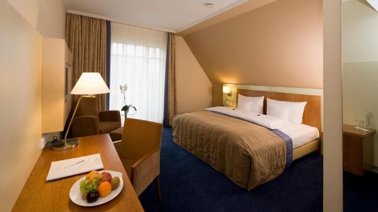 <b>Hotel Lind Room</b>. Images powered by <a href="https://www.leonardoworldwide.com/" title="Leonardo Worldwide" target="_blank">Leonardo</a>.