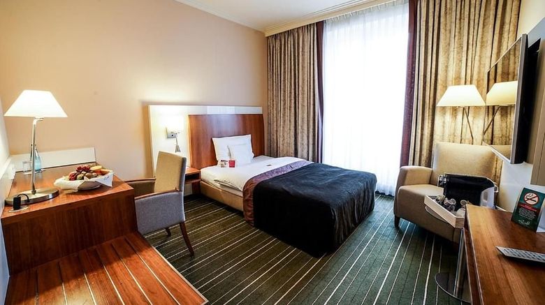 <b>Hotel Lind Room</b>. Images powered by <a href="https://www.leonardoworldwide.com/" title="Leonardo Worldwide" target="_blank">Leonardo</a>.