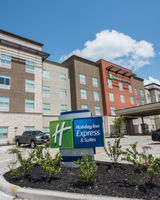 Holiday Inn Express & Suites Houston SE