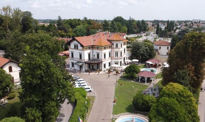 Villa Stucky Exterior