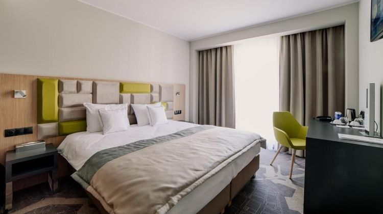 Almond Hotel Business & Spa Room