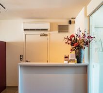 Abalona Hotel & Apartments Lobby