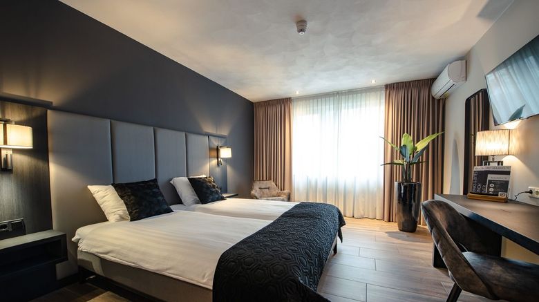 <b>Hotel Maashof Room</b>. Images powered by <a href="https://www.leonardoworldwide.com/" title="Leonardo Worldwide" target="_blank">Leonardo</a>.