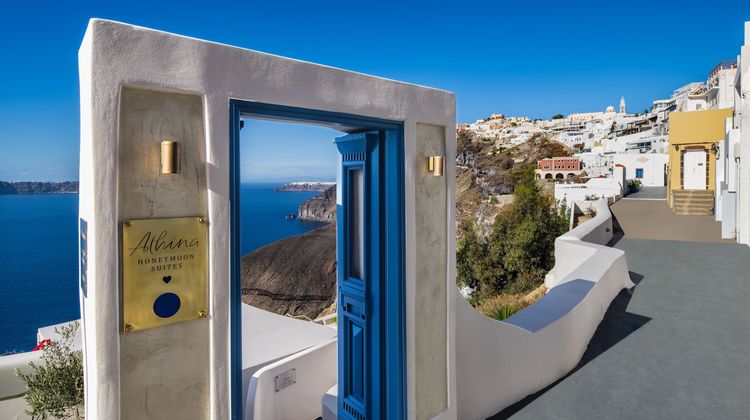 Athina Luxury Suites Exterior