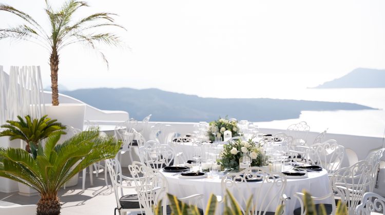 Athina Luxury Suites Meeting