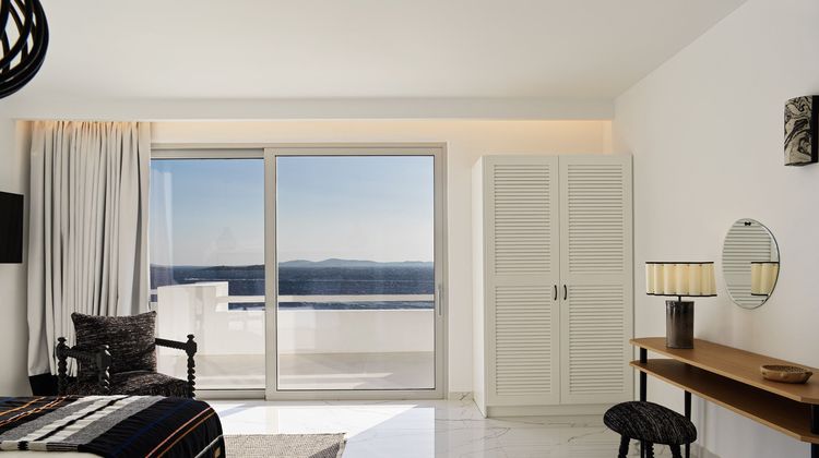 Kouros Hotel & Suites Room