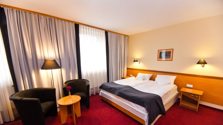 Hotel Malinowski Room
