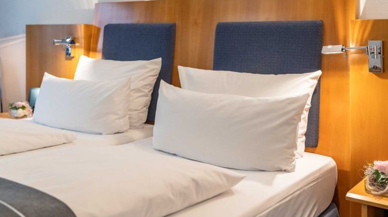 <b>Residenz Hotel Detmold Room</b>. Images powered by <a href="https://www.leonardoworldwide.com/" title="Leonardo Worldwide" target="_blank">Leonardo</a>.