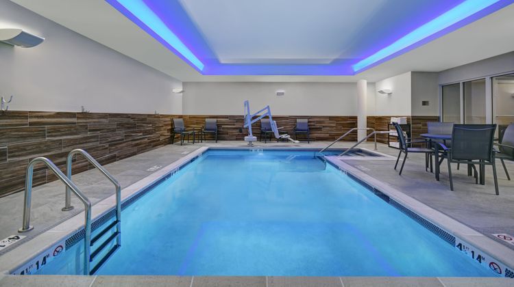 Fairfield Inn & Suites Mansfield Pool