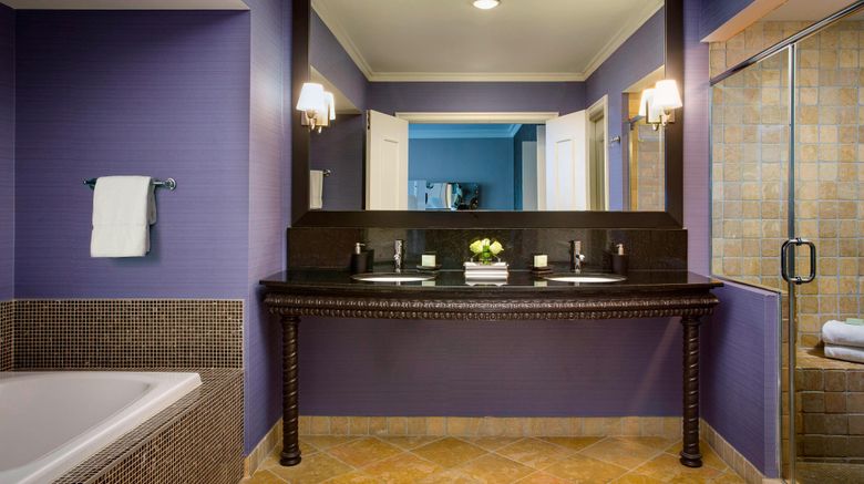 <b>Hotel Chicago, Autograph Collection Room</b>. Images powered by <a href="https://www.leonardoworldwide.com/" title="Leonardo Worldwide" target="_blank">Leonardo</a>.