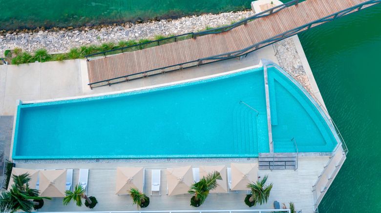 <b>Renaissance Cancun Resort & Marina Pool</b>. Images powered by <a href="https://www.leonardoworldwide.com/" title="Leonardo Worldwide" target="_blank">Leonardo</a>.