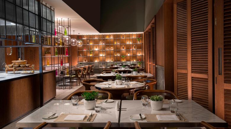<b>The St. Regis Astana Restaurant</b>. Images powered by <a href="https://www.leonardoworldwide.com/" title="Leonardo Worldwide" target="_blank">Leonardo</a>.