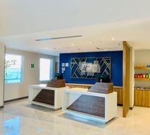 Holiday Inn Express Vallarta Poniente Lobby