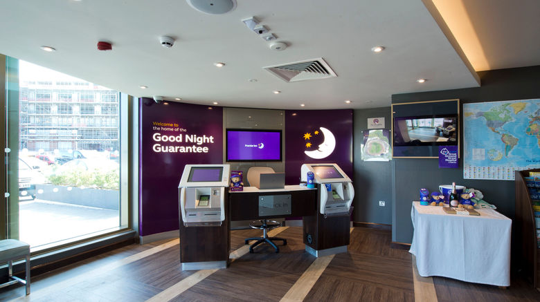 <b>Premier Inn London Woolwich Lobby</b>. Images powered by <a href="https://www.leonardoworldwide.com/" title="Leonardo Worldwide" target="_blank">Leonardo</a>.