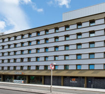 Premier Inn London Woolwich Exterior