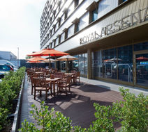 Premier Inn London Woolwich Exterior