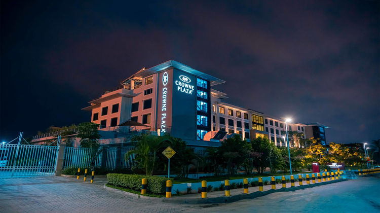 Crowne Plaza Nairobi Airport Exterior