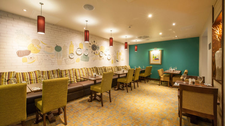 Premier Inn London Wandsworth Restaurant